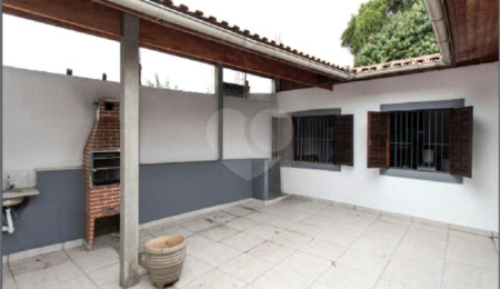 Casa Térrea à venda com 3 quartos, sendo 2 suítes, em Horto, São Paulo, SP