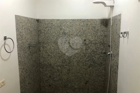 Casa Térrea à venda com 4 quartos, sendo 2 suítes, em Jardim das Bandeiras, São Paulo, SP