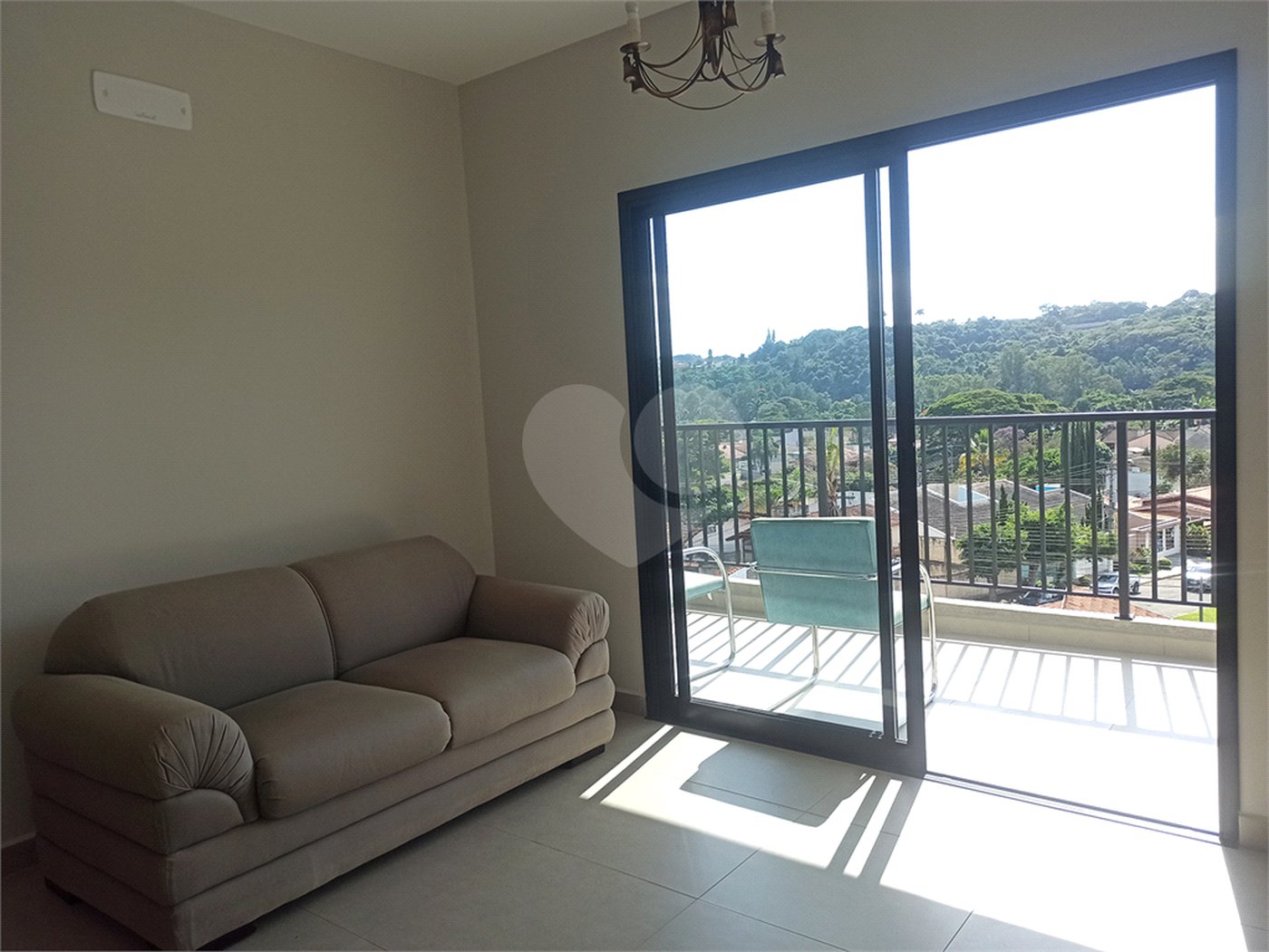 Apartamento para alugar com 2 quartos, sendo 1 suíte, em Vila Vomero, Atibaia, SP