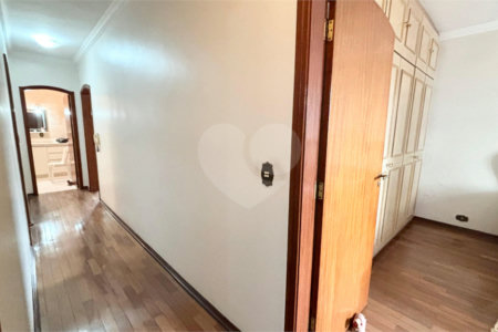 Casa à venda com 5 quartos, sendo 2 suítes, em Vila Formosa, São Paulo, SP