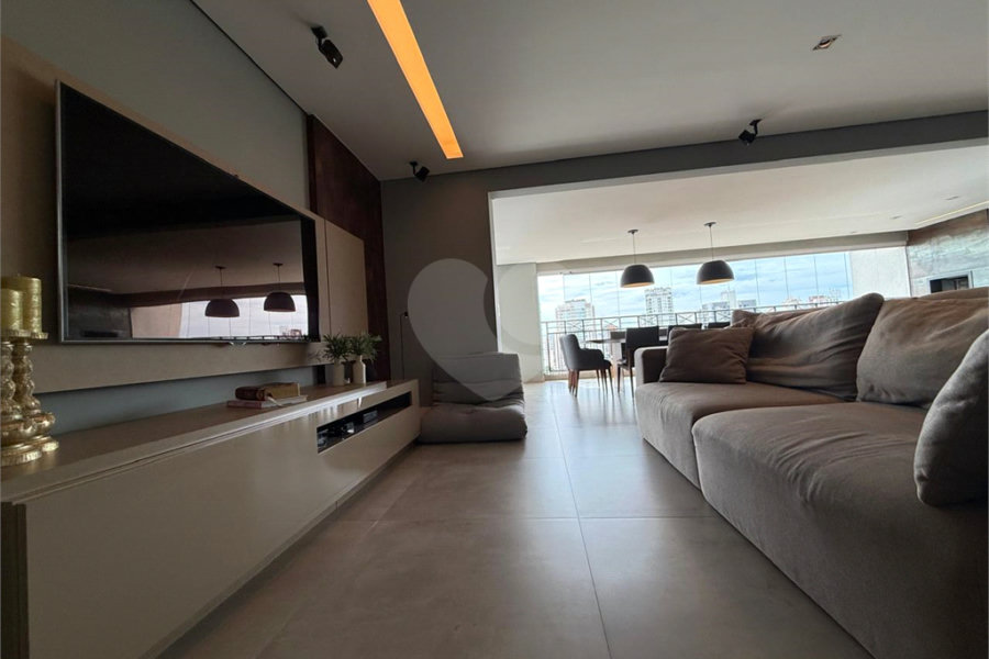 Apartamento à venda com 3 suítes em Santana, São Paulo, SP