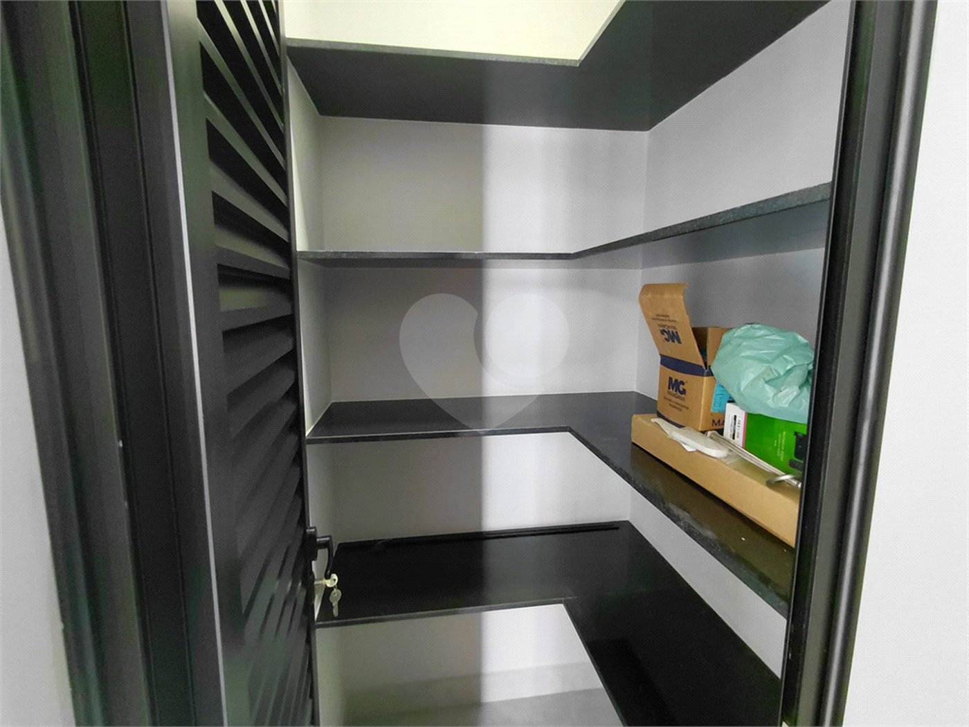 Casa à venda com 3 suítes no condomínio Residencial Milano, Indaiatuba - SP