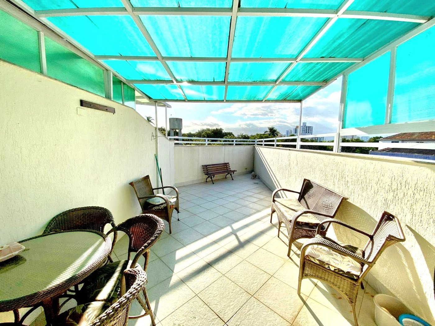 Casa com 3 dormitórios à venda, 272 m² por R$ 1.990.000,00 - Embaré - Santos/SP
