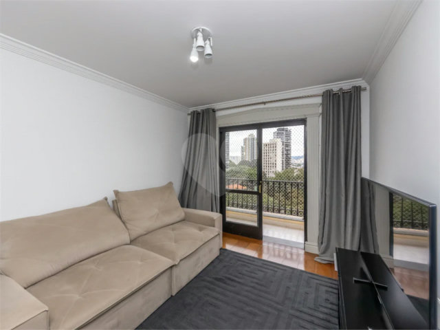 Apartamento à venda com 3 quartos, sendo 1 suíte,  em PERDIZES, São Paulo, SP