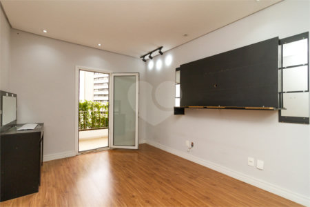 Apartamento à venda com 3 quartos, sendo 1 suíte, em Jardim Paulista, São Paulo, SP