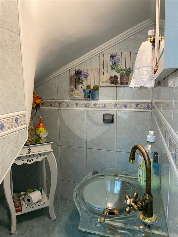 Sobrado à venda com 4 quartos, sendo 1 suíte, em Tremembé, São Paulo, SP