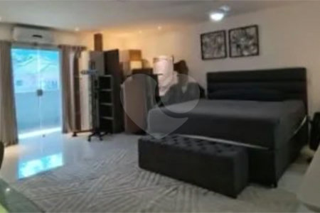 Casa à venda com 4 quartos, sendo 3 suítes, em Vargem Pequena, Rio de Janeiro, RJ