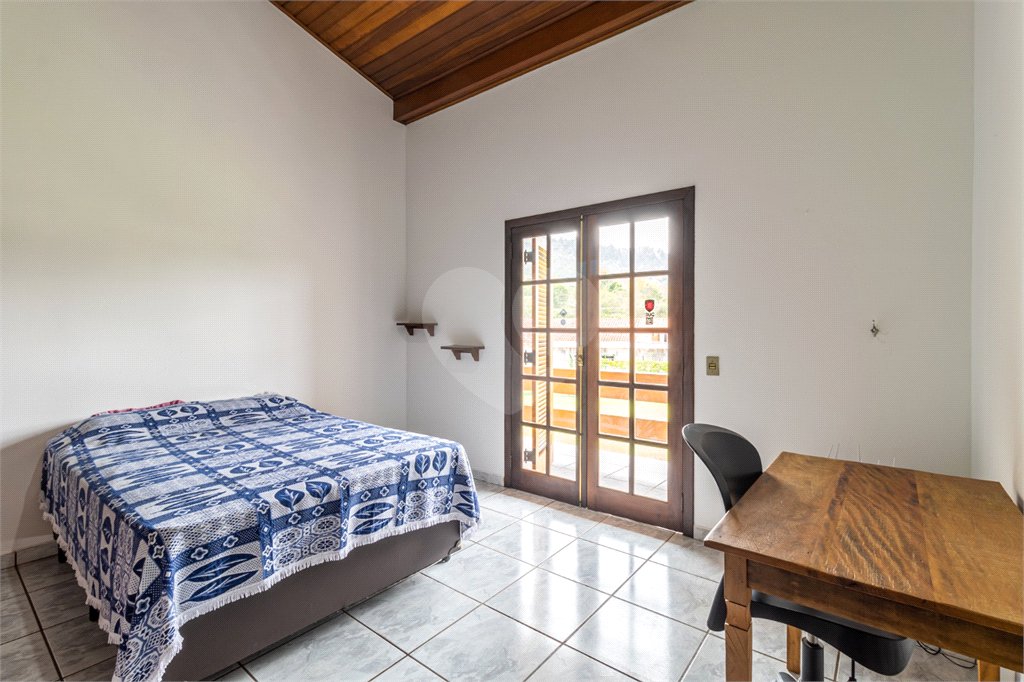 Chácara à venda com 4 quartos, sendo 2 suítes, em Portão, Atibaia, SP