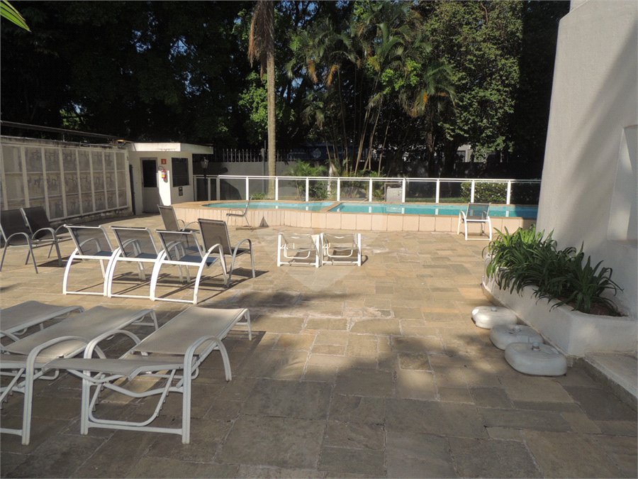 Apartamento à venda com 3 quartos, sendo 1 suíte, em Santo Amaro, São Paulo, SP