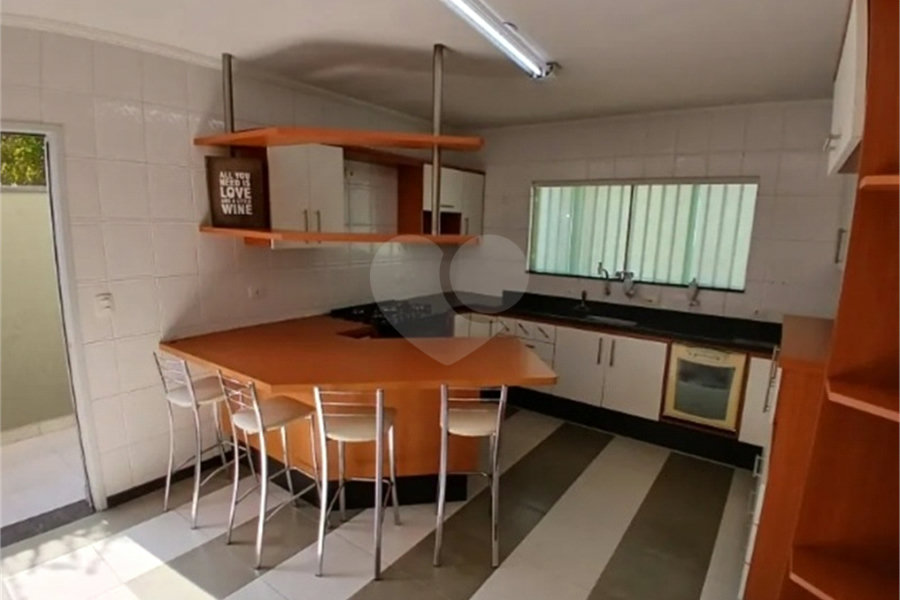 Sobrado à venda com 3 suítes em Santana, São Paulo, SP