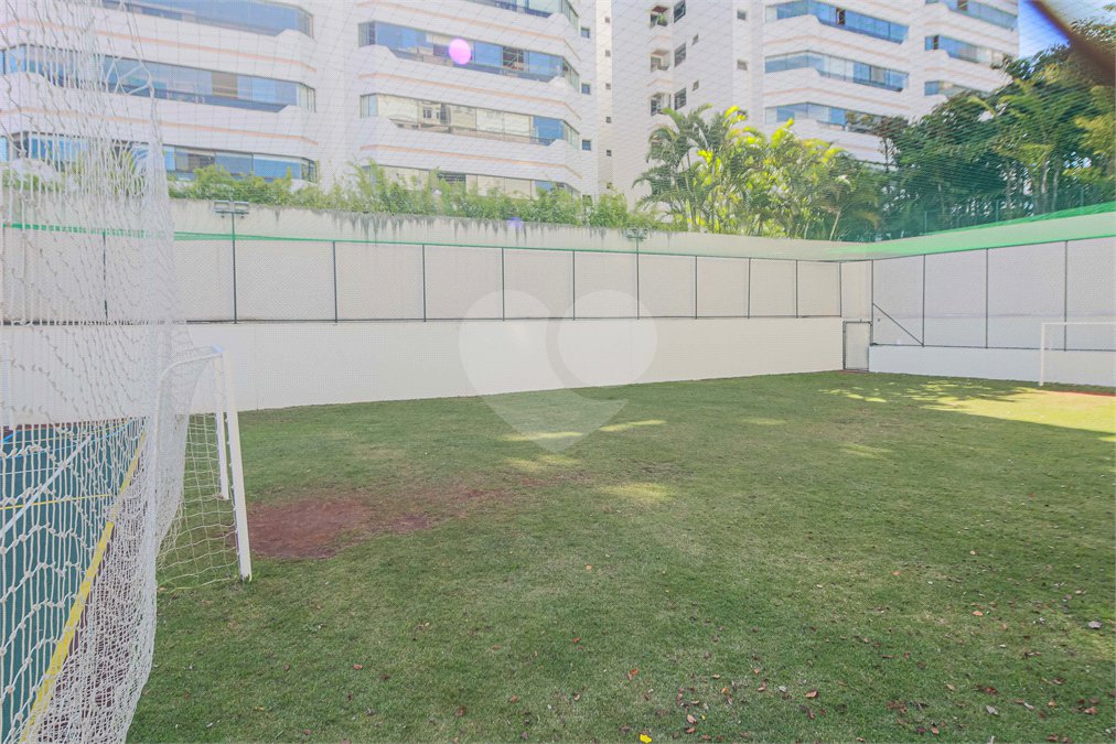 Apartamento à venda com 4 quartos, sendo 3 suítes, em Granja Julieta, São Paulo, SP