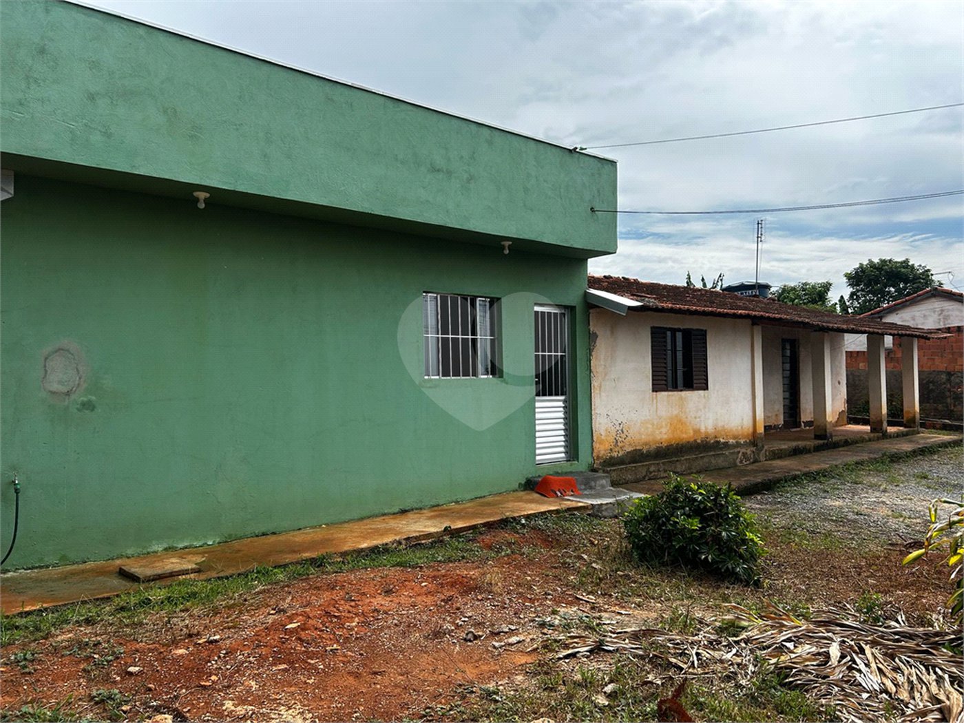 Chácara à venda com 3 quartos em Vila Mazzei, Itapetininga, SP