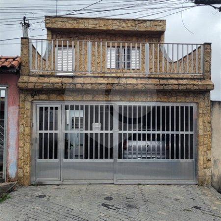 Sobrado à venda com 2 quartos em Cidade Líder, São Paulo, SP
