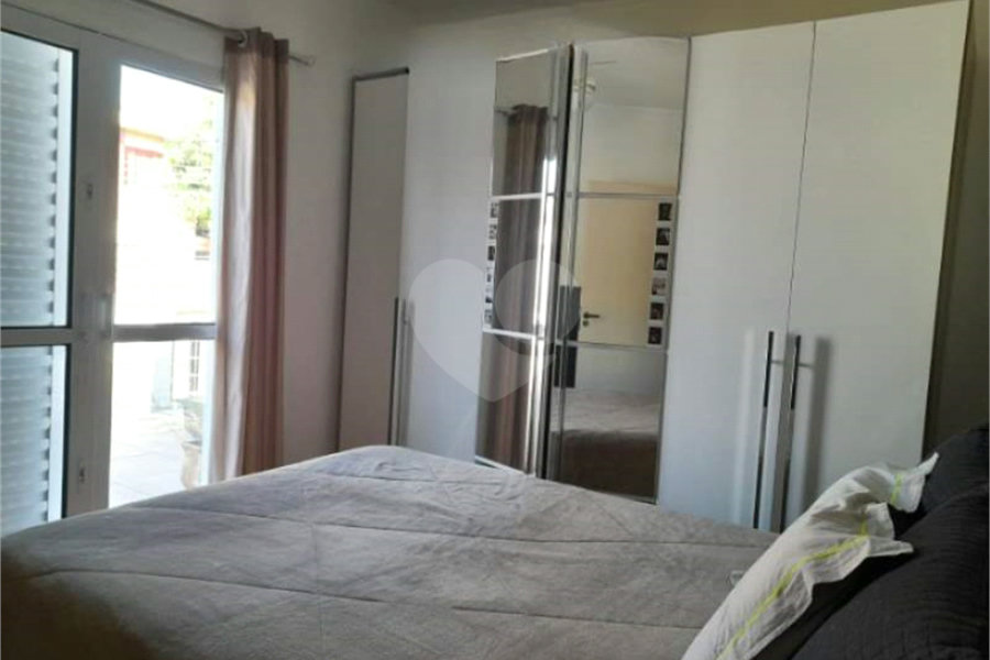 Sobrado à venda com 2 quartos em Chora Menino, São Paulo, SP