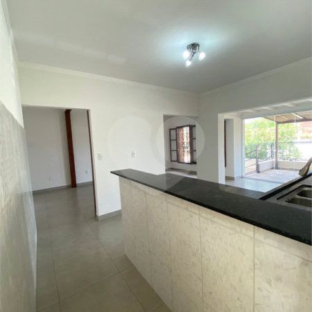 Casa à venda com 3 suítes no Centro, Vinhedo, SP