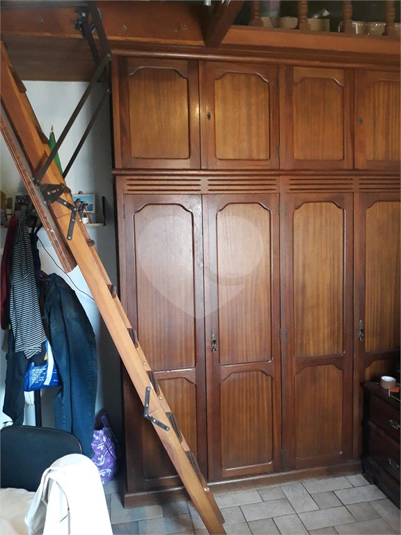 Sobrado à venda com 3 quartos, sendo 1 suíte,  em Jardim Oriental, São Paulo, SP