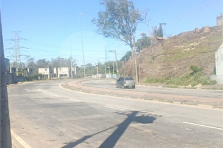 Terreno à venda em Jardim Armênia, Mogi das Cruzes, SP