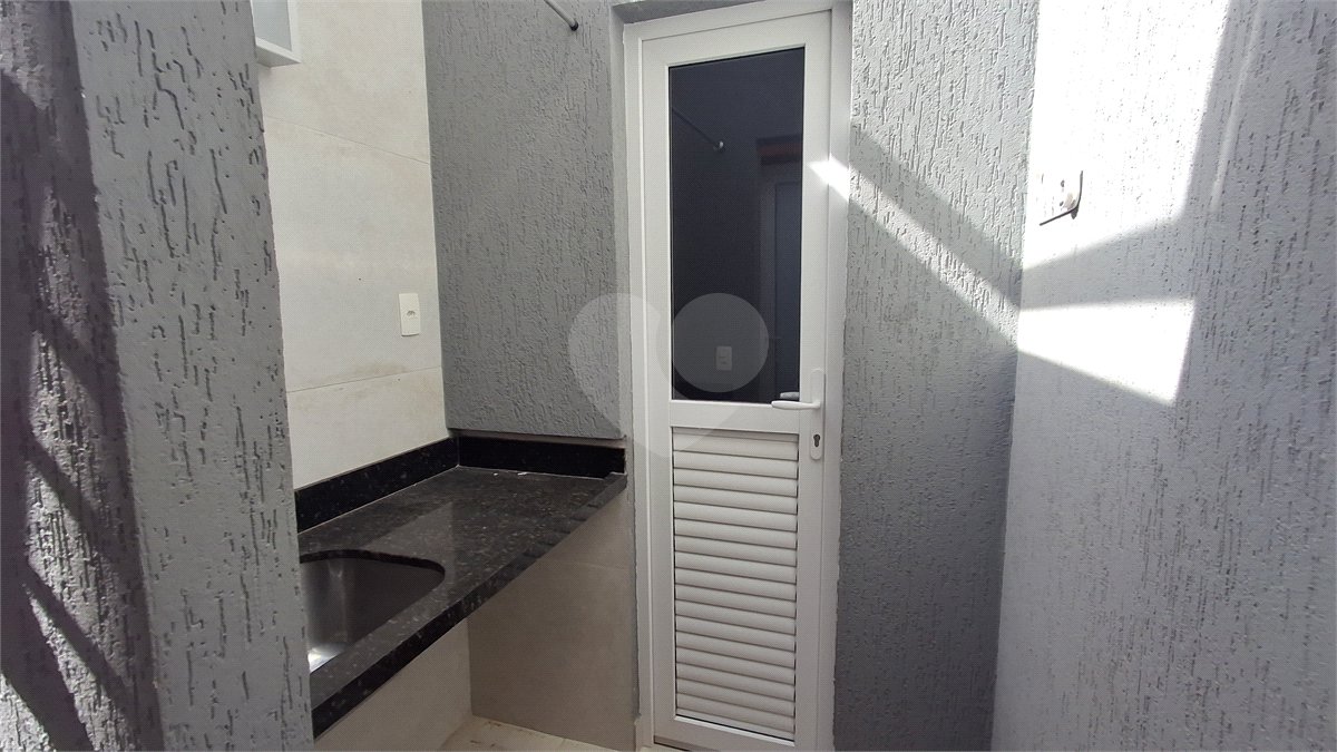 Casa de Vila à venda com 2 quartos, sendo 1 suíte, em Alto da Boa Vista, São Paulo, SP