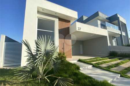 Casa à venda com 3 quartos, sendo 1 suíte, no condomínio Reserva Central Parque, Salto - SP