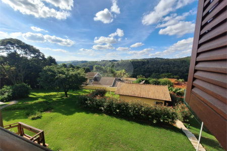 Casa à venda com 3 suítes no condomínio Chácaras do Lago, Vinhedo - SP