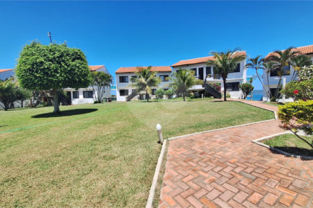Flat à venda com 2 quartos em Caravelas, Armação dos Búzios, RJ