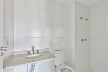 Apartamento à venda com 2 suítes em Santo Amaro, São Paulo, SP