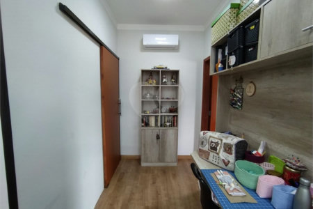 Casa à venda com 4 quartos, sendo 2 suítes, no condomínio Campos de Santo Antonio II, Itu - SP