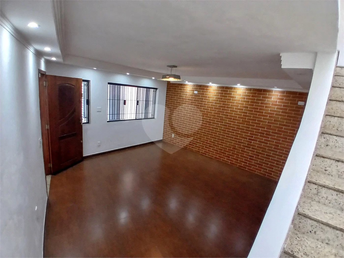 Sobrado à venda com 3 quartos, sendo 1 suíte, em Parque Rodrigues Alves, São Paulo, SP