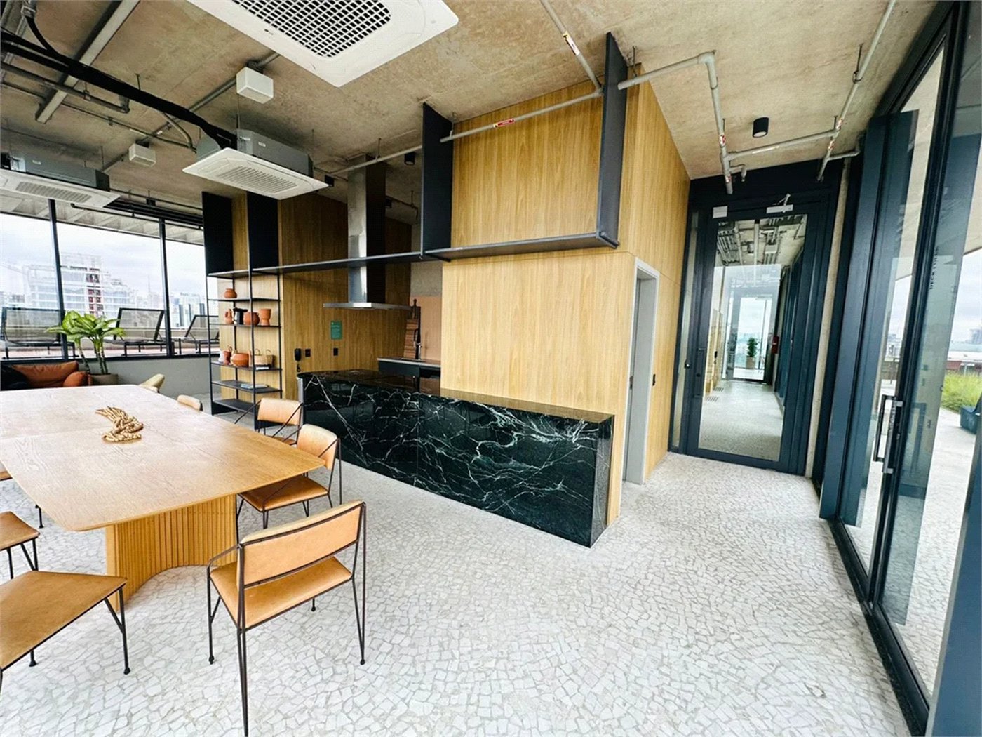 Apartamento para alugar com 1 suíte em Pinheiros, São Paulo, SP