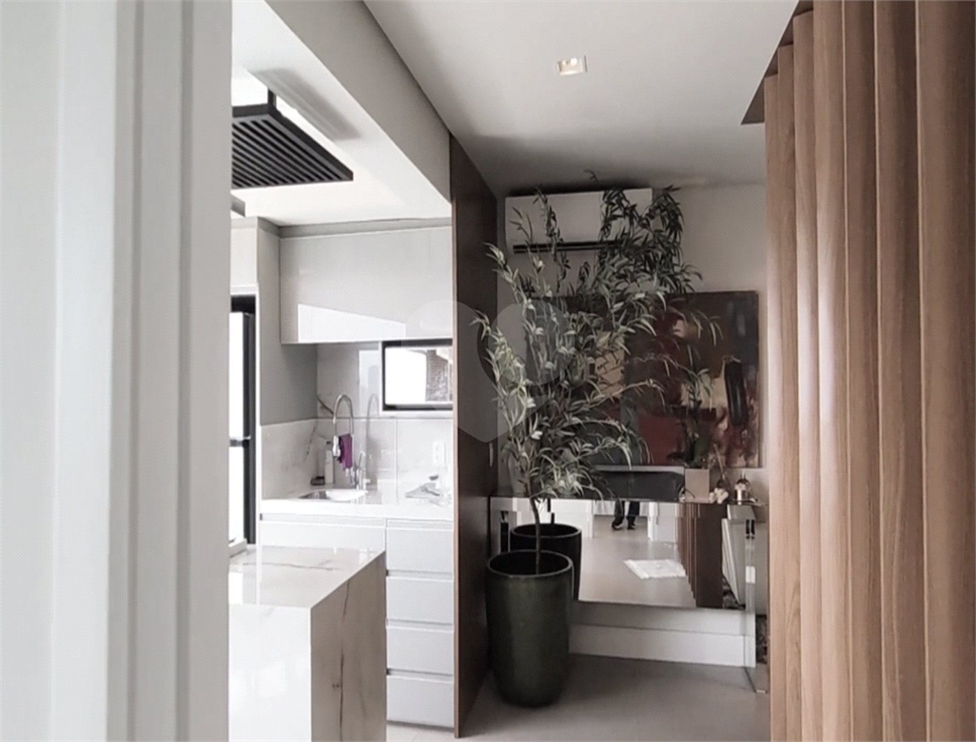 Apartamento à venda com 2 suítes em Pinheiros, São Paulo, SP