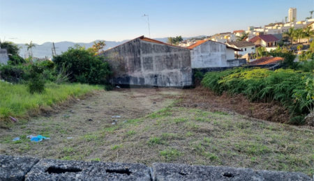 Terreno à venda em Vila Oliveira, Mogi das Cruzes, SP
