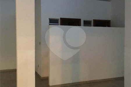 Salão Comercial para alugar em Cidade Satélite, Atibaia, SP