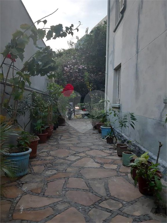 Apartamento à venda com 2 quartos em Cerqueira César, São Paulo, SP