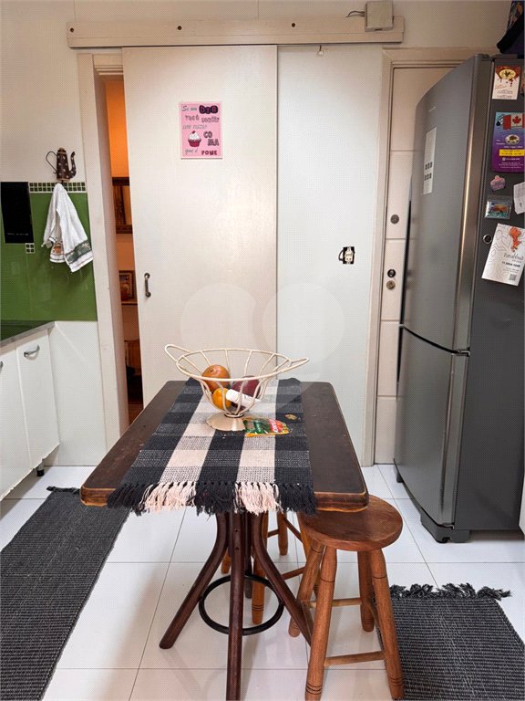Apartamento à venda com 3 quartos, sendo 1 suíte, em Indianópolis, São Paulo, SP