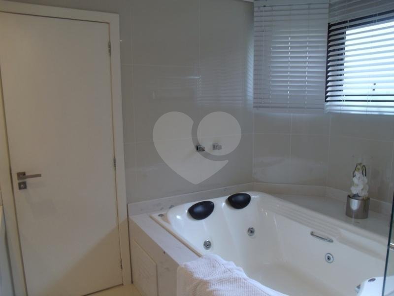 Apartamento à venda com 4 suítes em Jardim Vitória Régia, São Paulo, SP