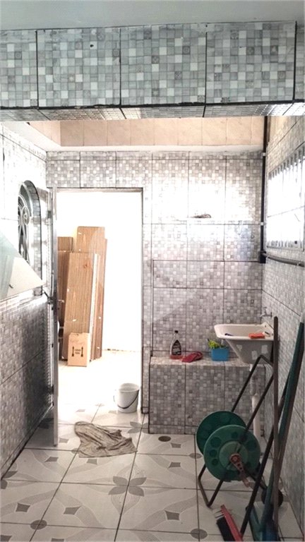 Sobrado à venda com 7 quartos, sendo 1 suíte, em Vila Maria Baixa, São Paulo, SP