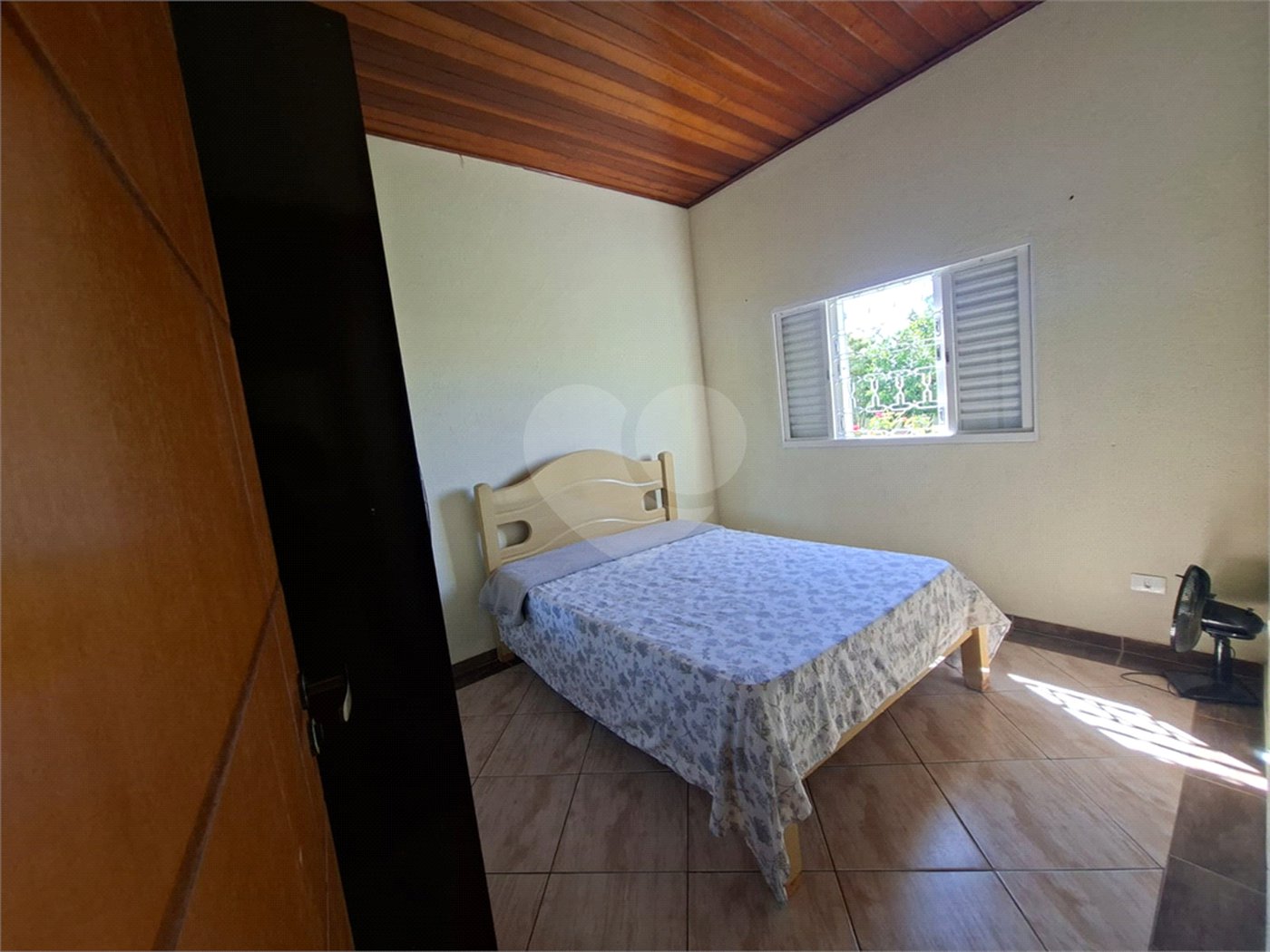Casa à venda com 3 quartos, sendo 1 suíte,  em Tatetú, Alambari, SP