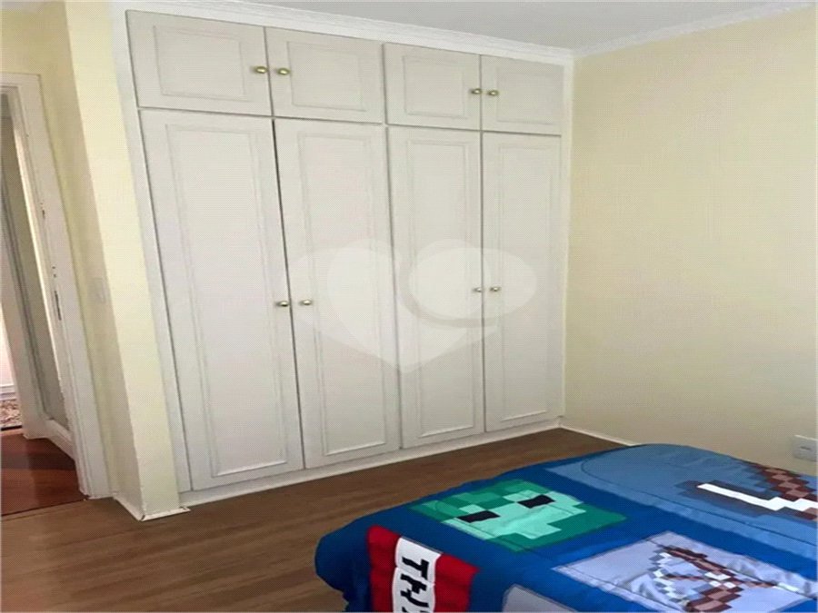 Apartamento à venda com 3 quartos, sendo 1 suíte,  em Parque Imperial, São Paulo, SP