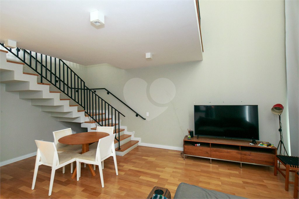 Duplex à venda com 1 suíte em Chácara Santo Antônio (zona Sul), São Paulo, SP
