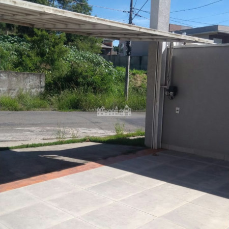 Casa à venda com 3 quartos, sendo 2 suítes, em Jardim do Lago, Atibaia, SP