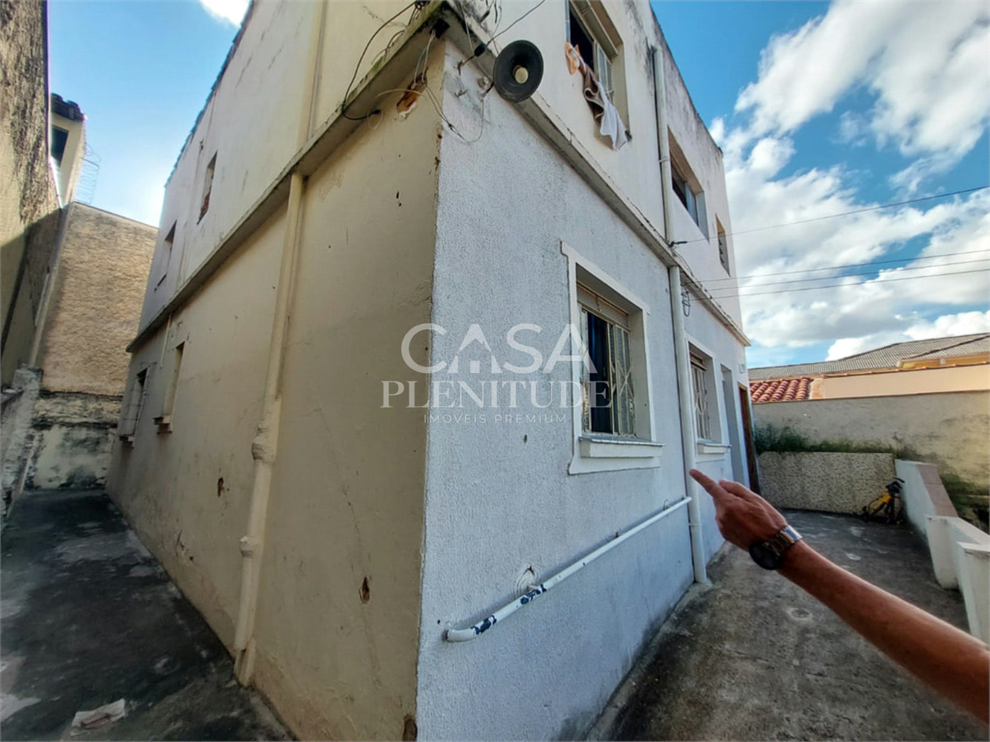 Sobrado à venda com 4 quartos em Vila Augusta, Sorocaba, SP
