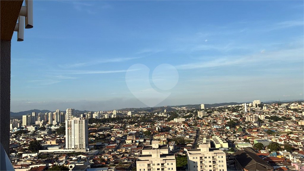 Apartamento à venda com 2 quartos, sendo 1 suíte, no Centro, Mogi das Cruzes, SP