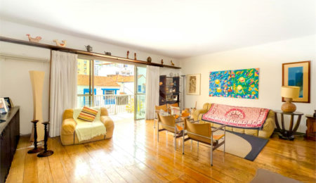 Apartamento à venda com 3 quartos, sendo 1 suíte,  em Lagoa, Rio de Janeiro, RJ
