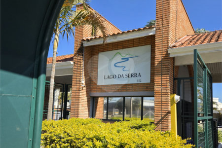Terreno à venda no condomínio Lago da Serra, Araçoiaba da Serra - SP