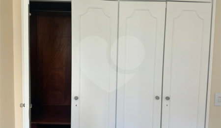 Apartamento para alugar com 3 quartos, sendo 1 suíte,  em Cidade Monções, São Paulo, SP
