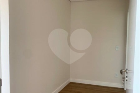 Casa à venda com 3 suítes no condomínio Residencial London Park, Indaiatuba - SP
