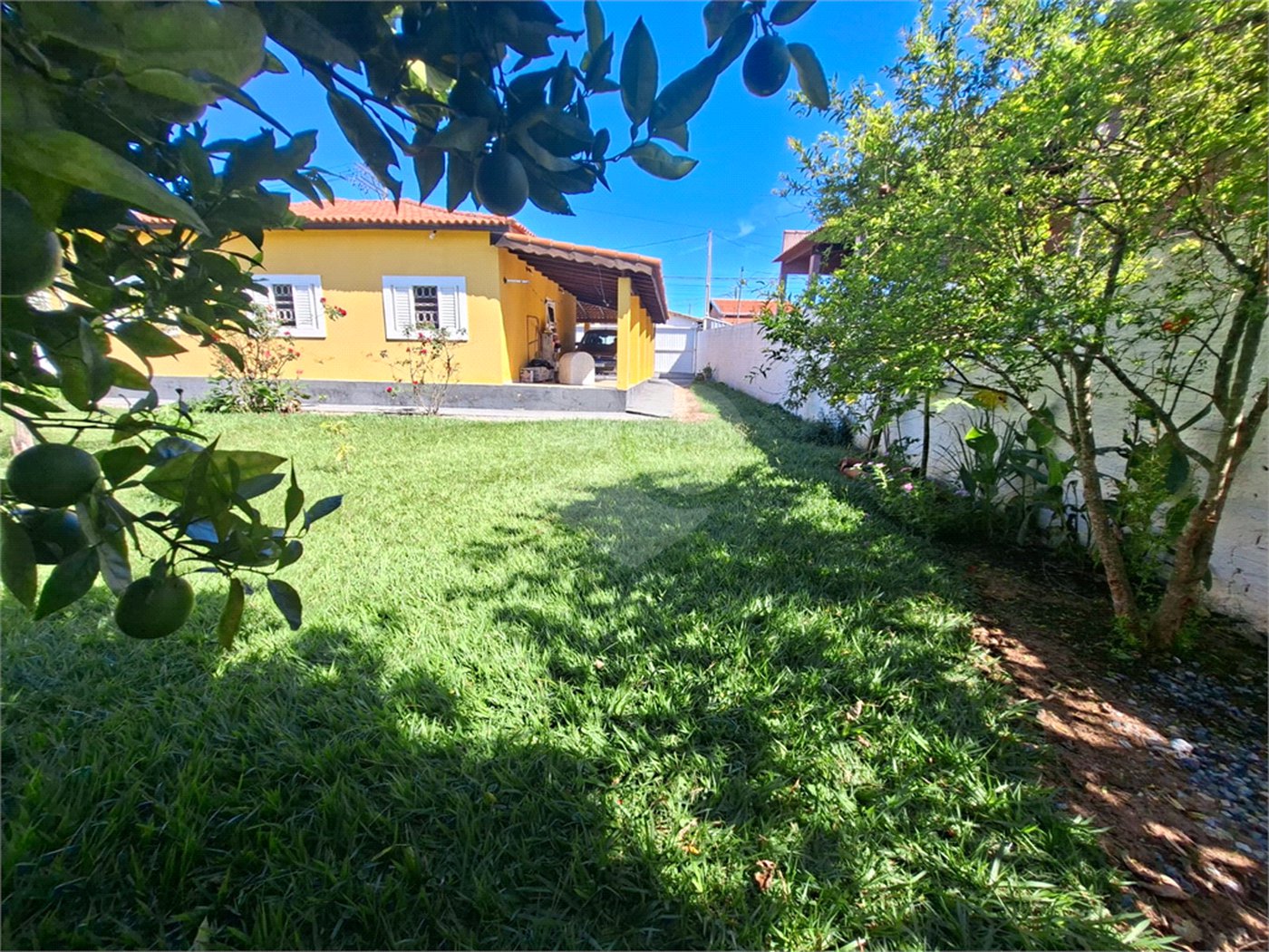 Casa à venda com 3 quartos, sendo 1 suíte,  em Tatetú, Alambari, SP