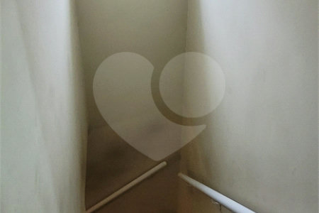 Sobrado à venda com 2 quartos em Cidade Líder, São Paulo, SP