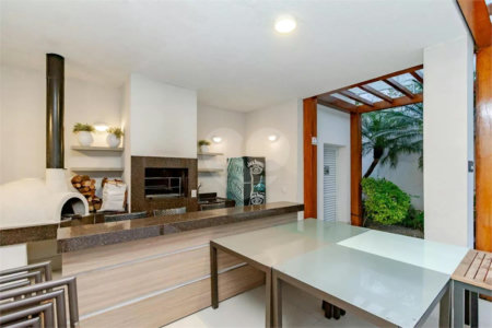 Apartamento à venda ou para alugar com 2 suítes em Santo Amaro, São Paulo, SP