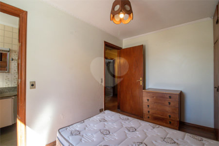 Casa à venda com 5 quartos, sendo 4 suítes, em Jardim Prudência, São Paulo, SP